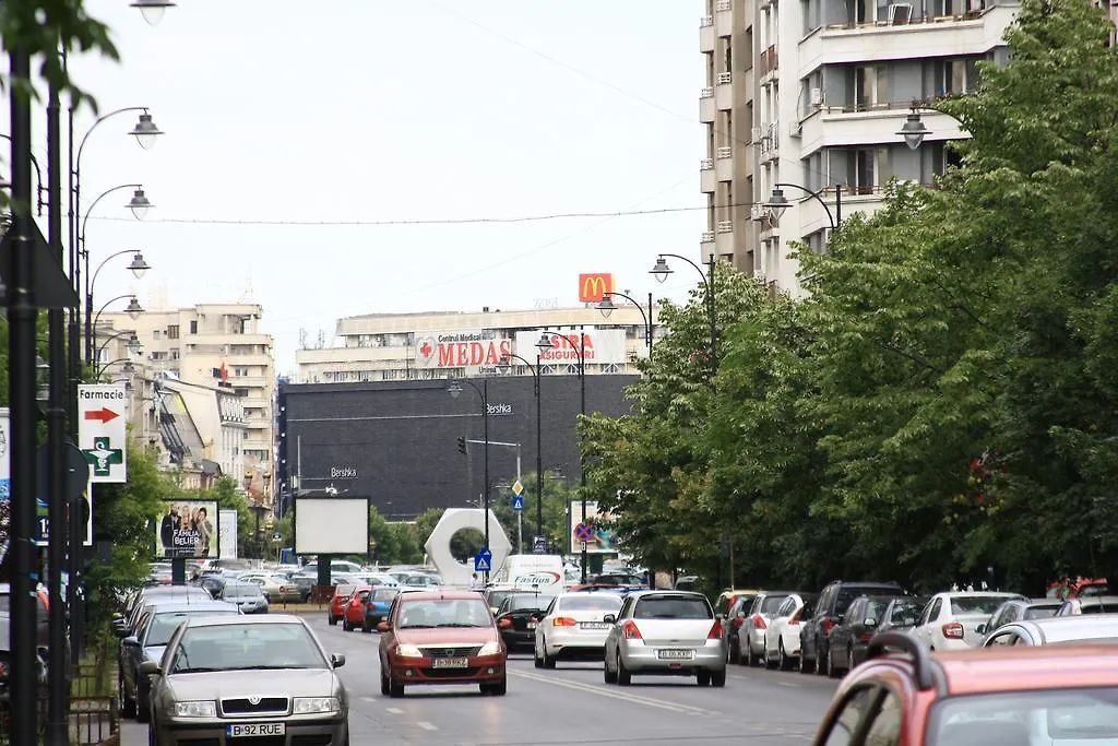 Studio Margot Centre Бухарест 0*,